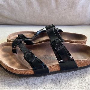 Black patent Birkenstock!